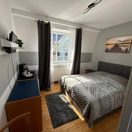 Stral-sund Ug *